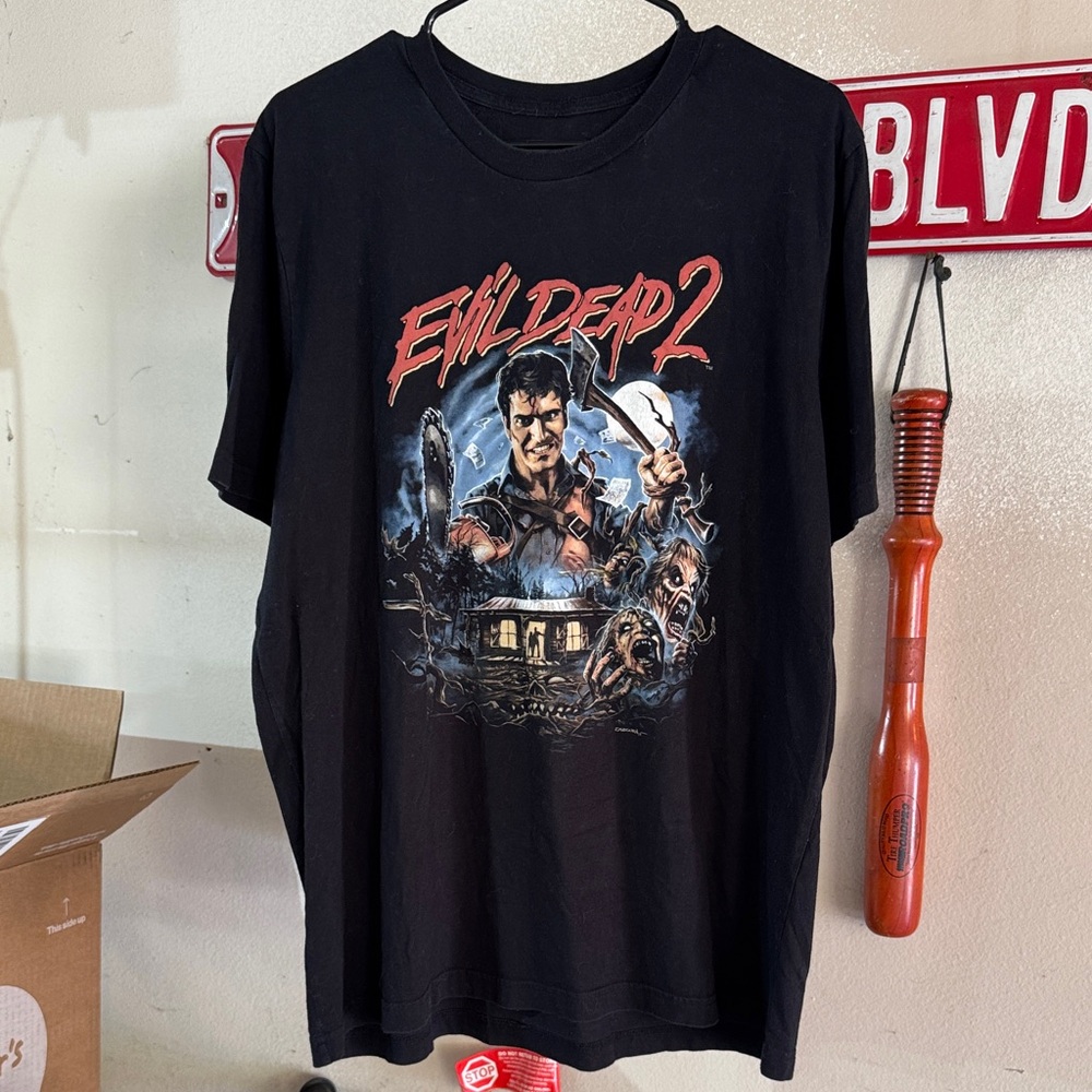 Evil Dead 2 Black Graphic Tee. XL. EUC